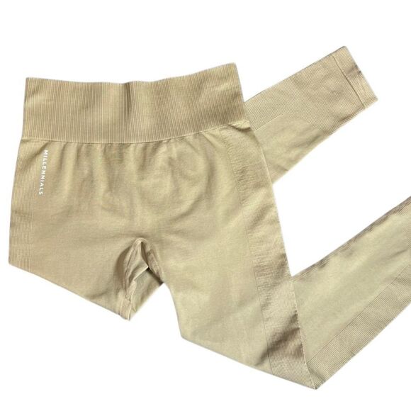 Mono B Seamless Tan Leggings Millennials Size Medium - Picture 13 of 13